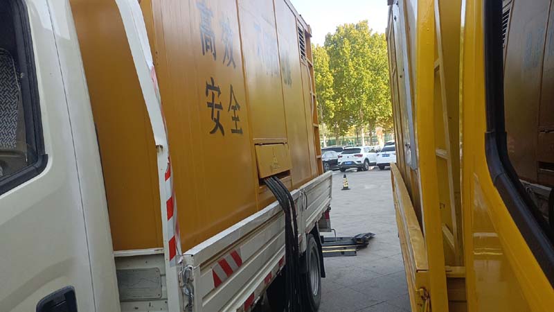 巴楚如何判断柴油发电机组和UPS电源的切换时间是否符合要求？