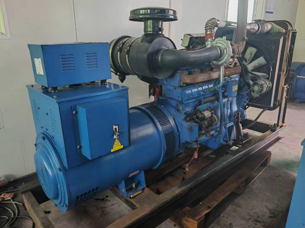 巴楚100kW柴油发电机组使用多级机油有哪些优缺点？